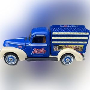 Toy Model DieCast “Pepsi-Cola” Delivery Truck